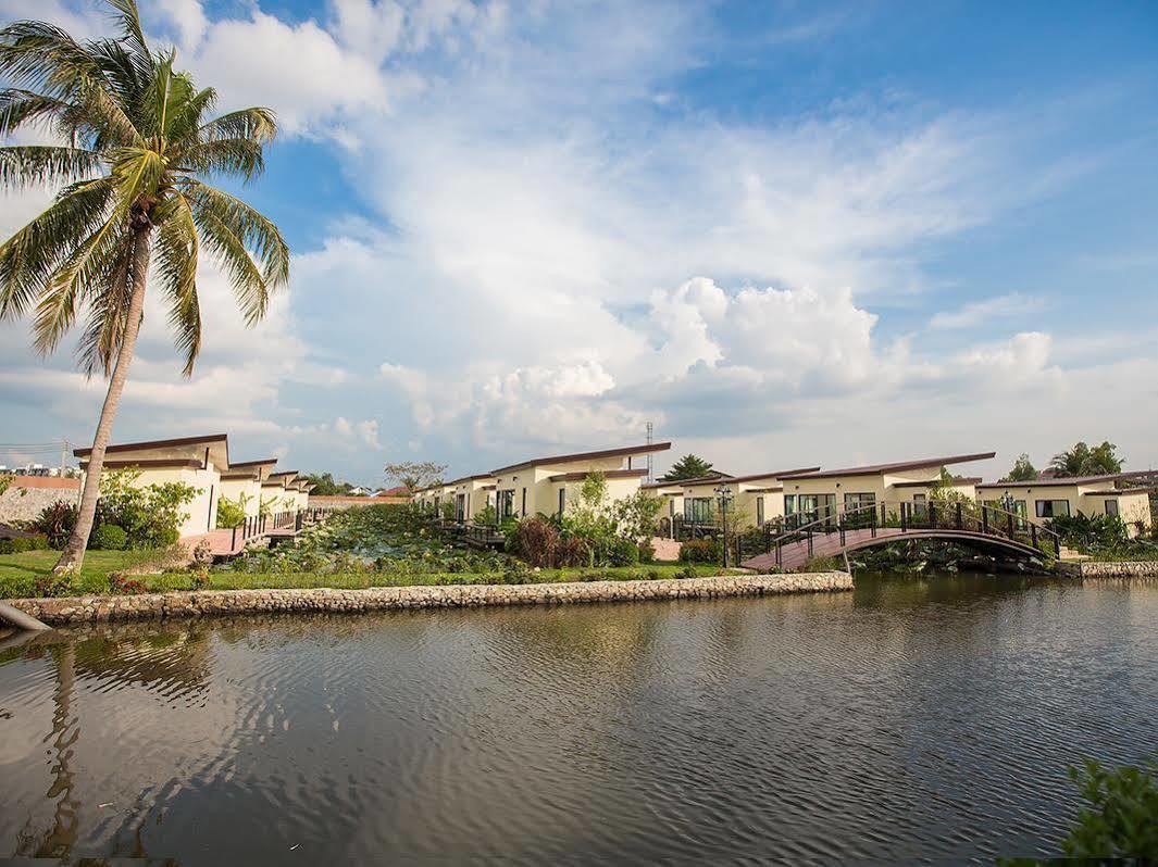 Bua Tara Resort Nong Prue Exterior photo
