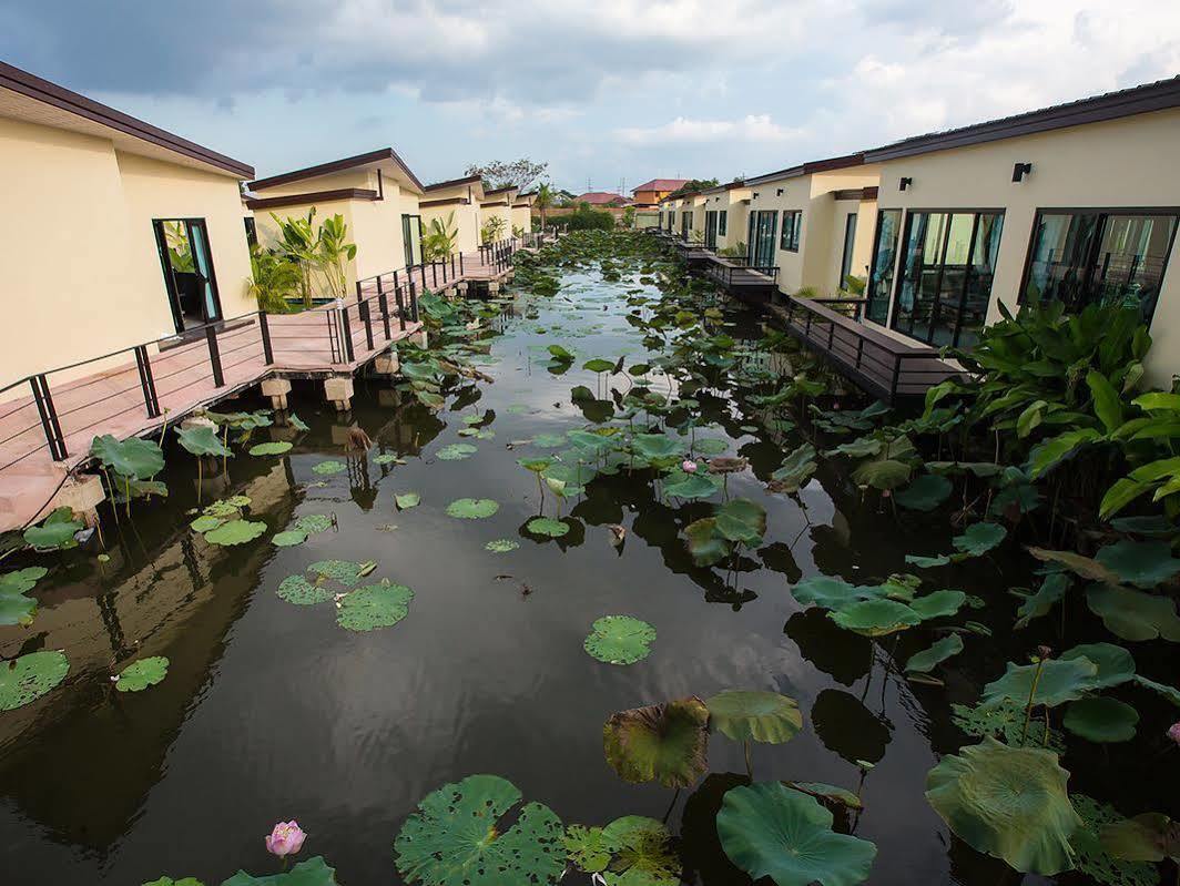 Bua Tara Resort Nong Prue Exterior photo